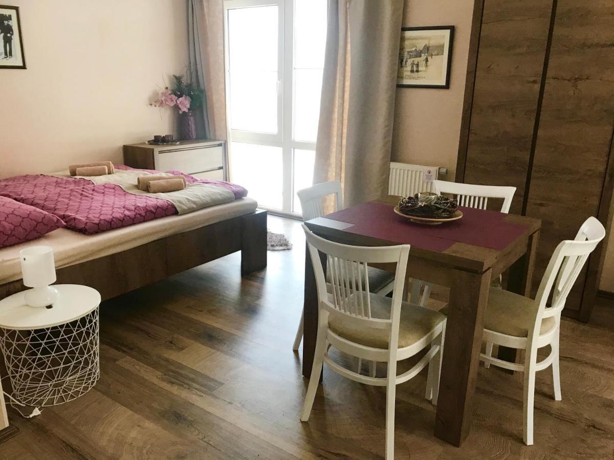 Apartmany Gryf هاراشوف المظهر الخارجي الصورة